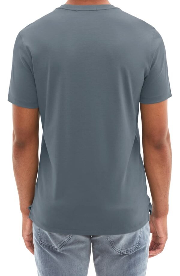 Robert Barakett - Georgia Crewneck T-Shirt - Image 46