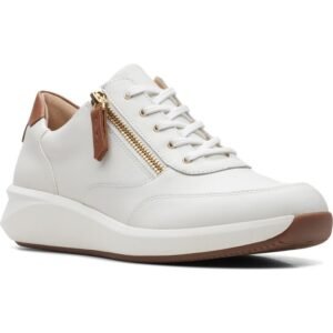 Clarks® - Un Rio Zip Sneaker