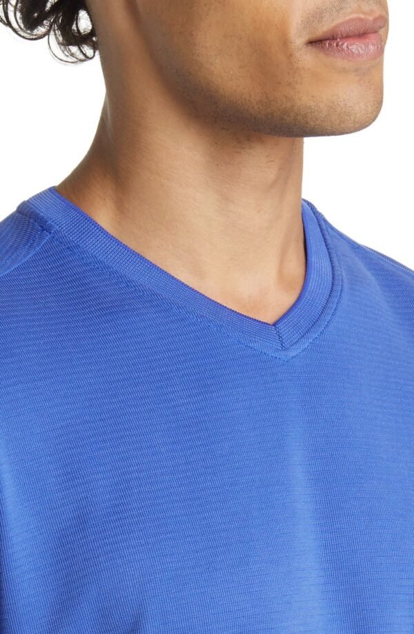 Tommy Bahama - Men's Coastal Crest IslandZone® V-Neck T-Shirt - Image 12