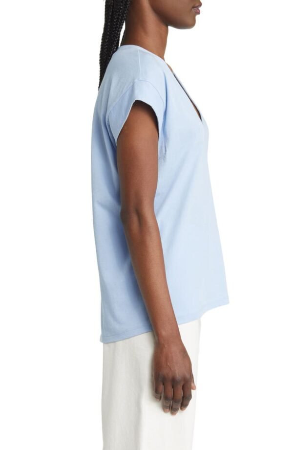 FRAME - Le Mid Rise V-Neck Tee - Image 2