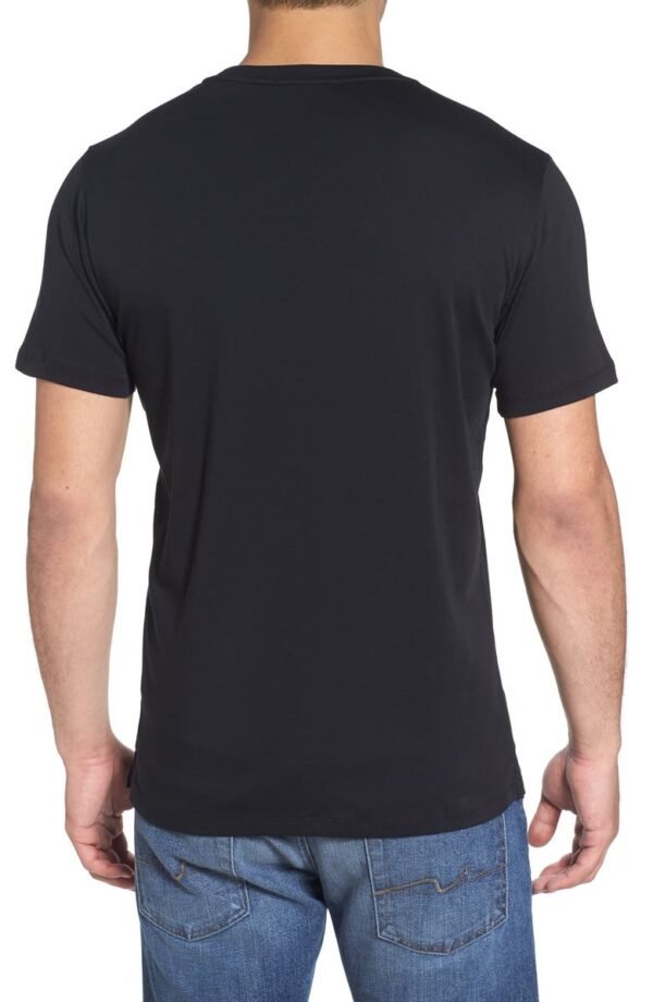 Robert Barakett - Georgia Crewneck T-Shirt - Image 113