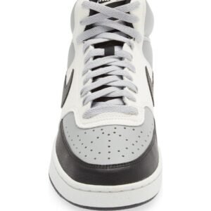 Nike – Court Vision Mid Next Nature Mid Top Sneaker (Men)