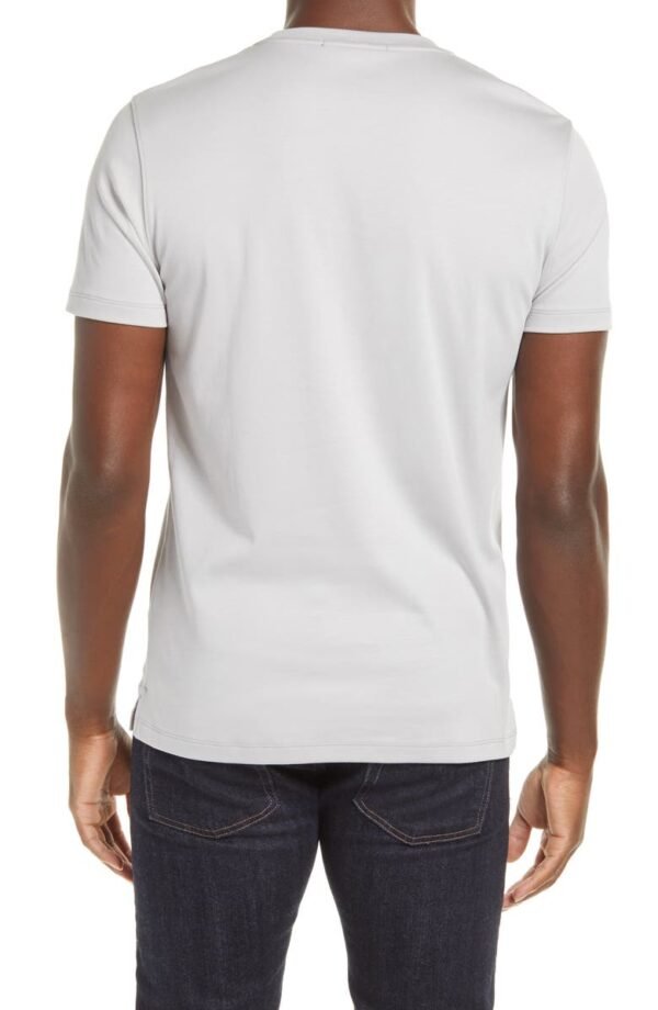 Robert Barakett - Georgia Crewneck T-Shirt - Image 104