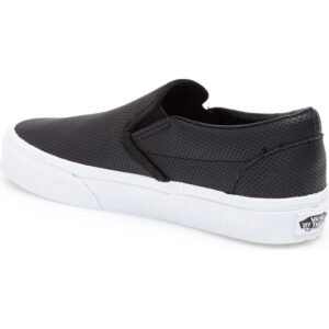 Vans – Classic Slip-On Sneaker (Women)