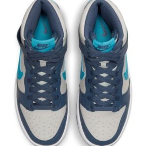 Nike – Dunk Hi Basketball Shoe