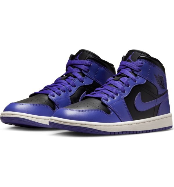 Jordan - Air Jordan 1 Mid Sneaker (Women)