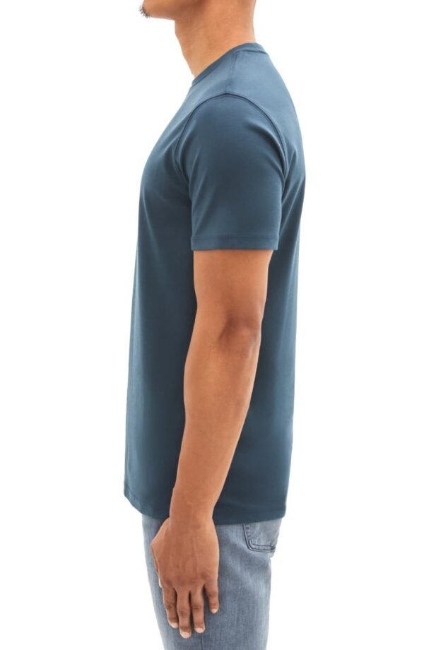 Robert Barakett - Georgia Crewneck T-Shirt - Image 14