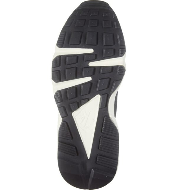 Nike - Air Huarache SE Sneaker (Women) - Image 4