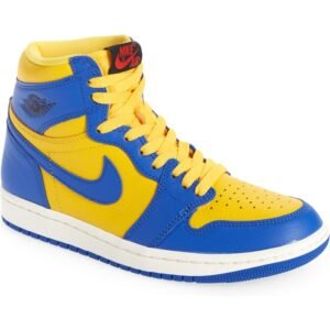 Jordan – Air Jordan 1 Retro High Basketball Sneaker (Women)