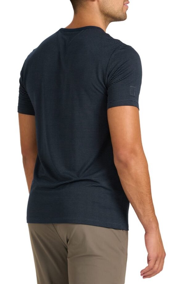 vuori -  Linear T-Shirt - Image 6