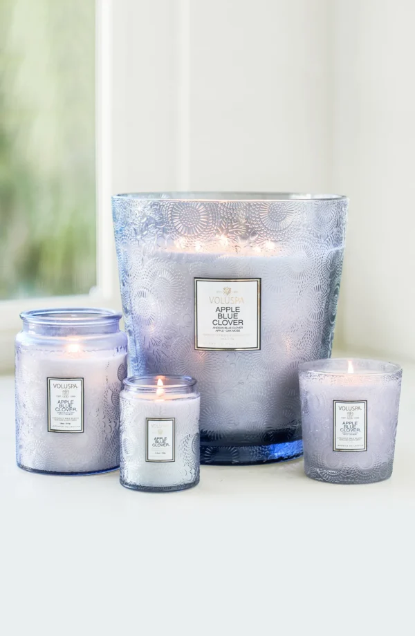 VOLUSPA - Apple Blue Clover Classic Glass Candle - Image 2