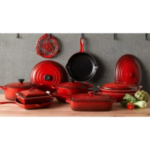 LE CREUSET – Signature 5 Quart Oval Enamel Cast Iron French/Dutch Oven