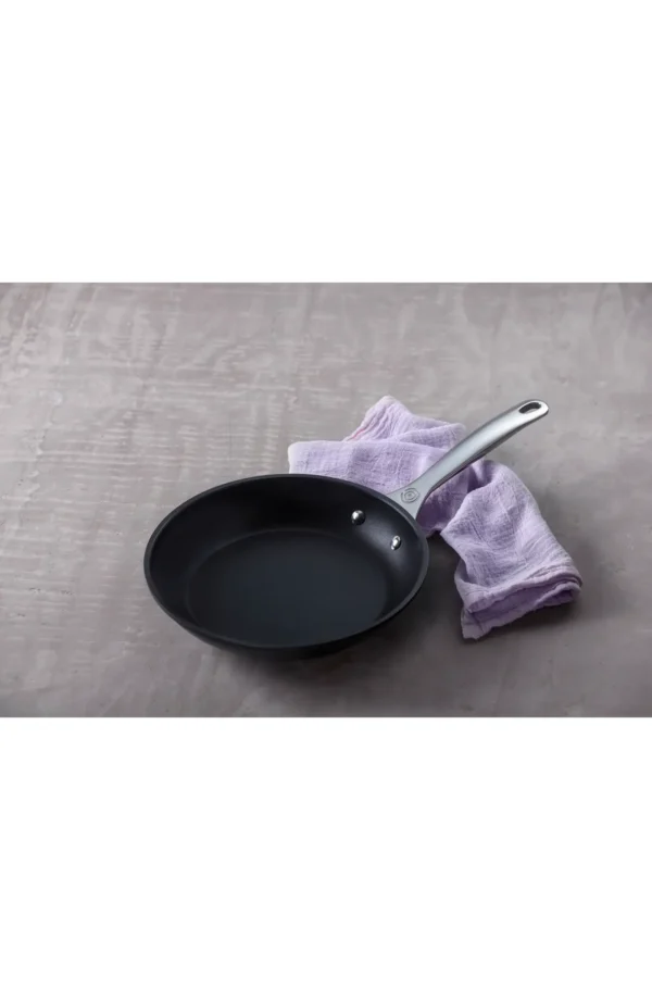 LE CREUSET - 9.5-Inch Toughened Nonstick PRO Frying Pan - Image 5