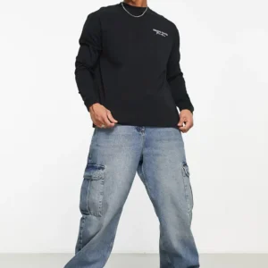 ASOS DESIGN – Relaxed Fit Long Sleeve Graphic T-Shirt
