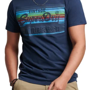 SUPERDRY – Vintage Logo Embossed Graphic Tee