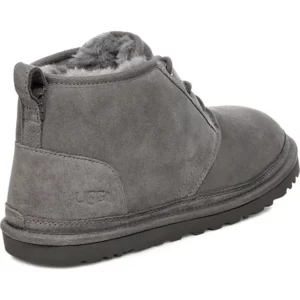 UGG® – Neumel Chukka Boot (Men)