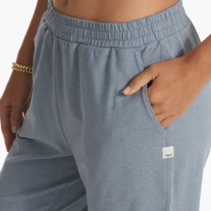 Vuori – Boyfriend Joggers