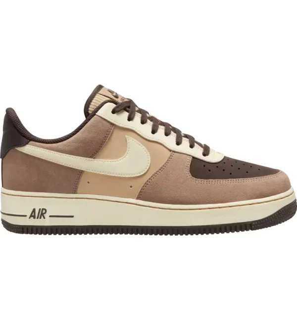Nike - Air Force 1 '07 LV8 Sneaker (Men)